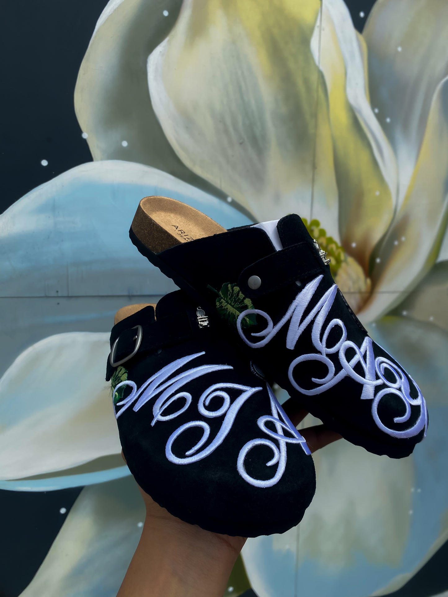 Signature Stylist Clogs
