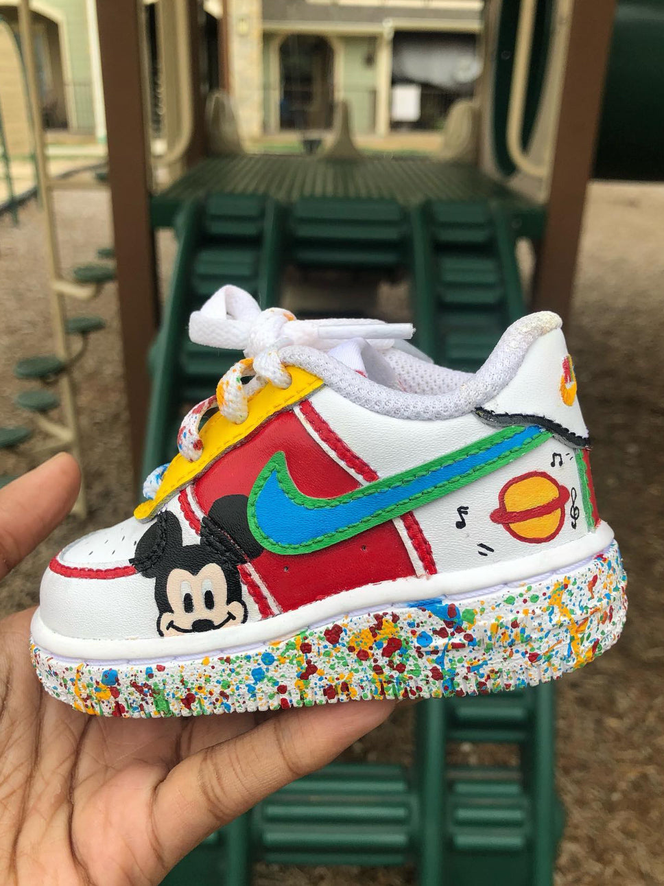 Mickey’s Clubhouse🪐