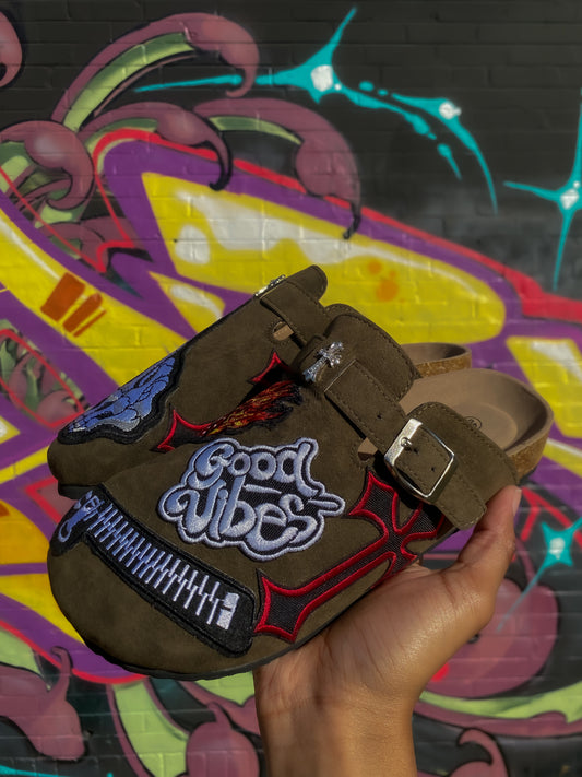 Street Rebel Clogs